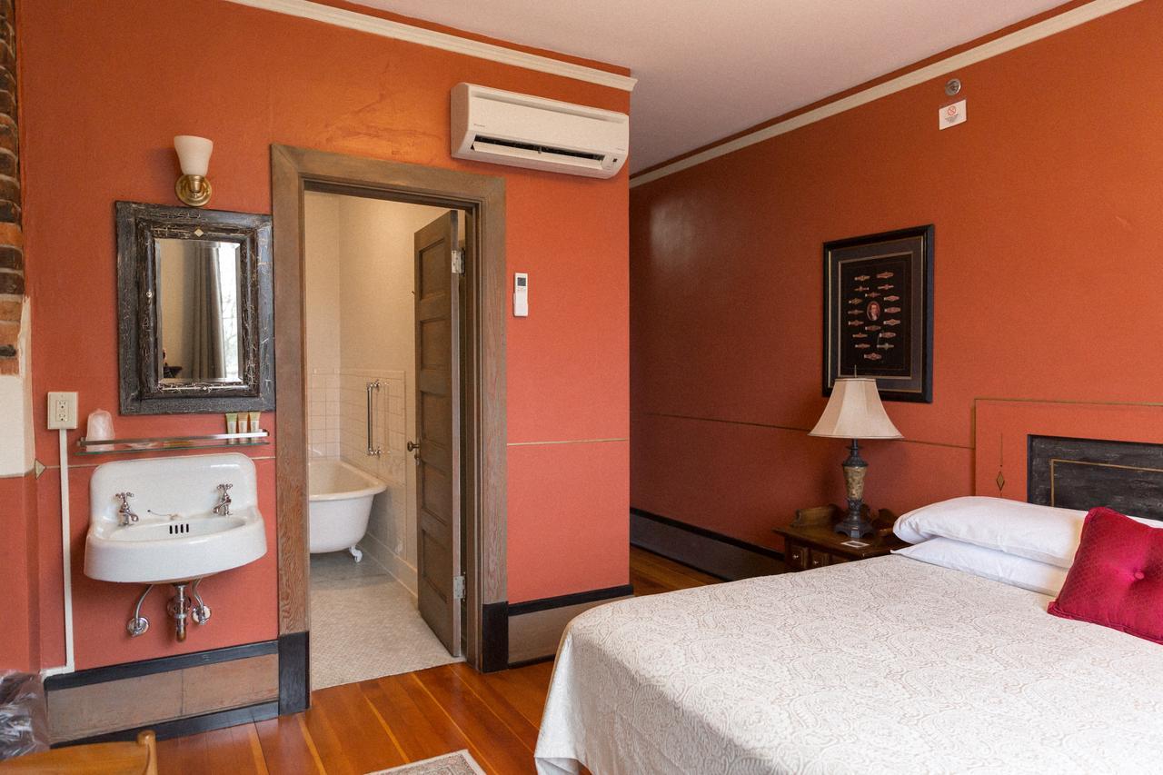 Centralia Square Grand Ballroom And Vintage Hotel Ngoại thất bức ảnh